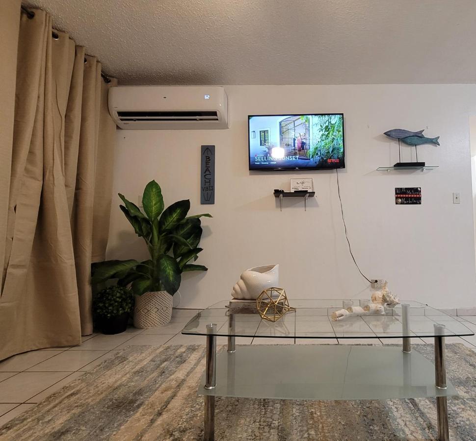 Beach Apartments At Marbella Del Caribe サンジョアン エクステリア 写真