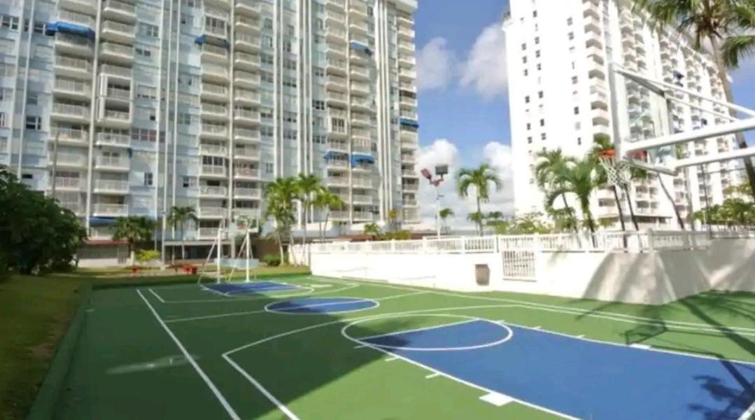 Beach Apartments At Marbella Del Caribe サンジョアン エクステリア 写真